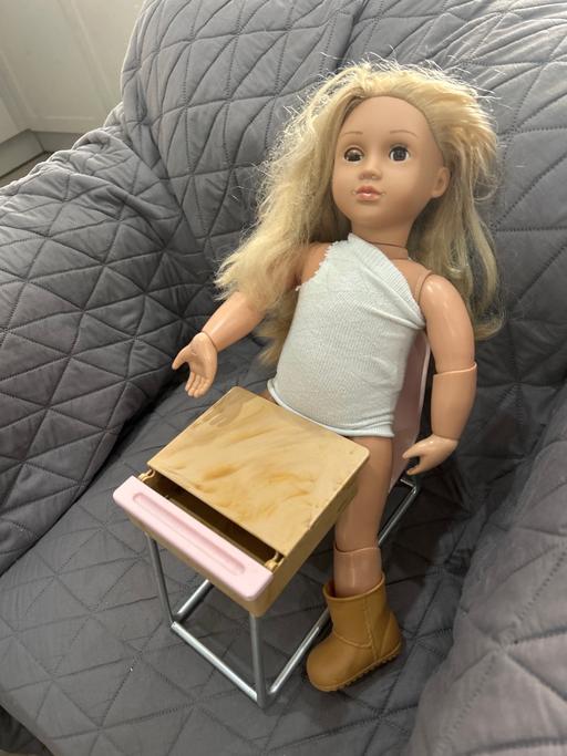 Buy & Sell Sutton Coldfield Birmingham - Photos for Doll and desk chair playset