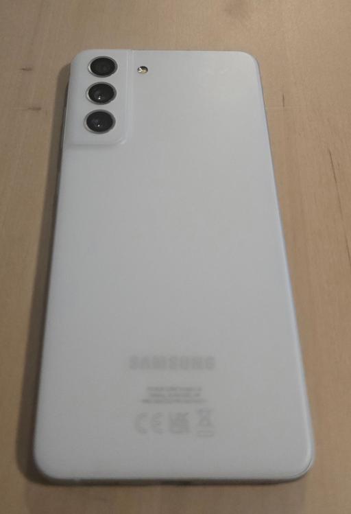 Buy & Sell Walthamstow East London - Photos for Samsung s21 fe