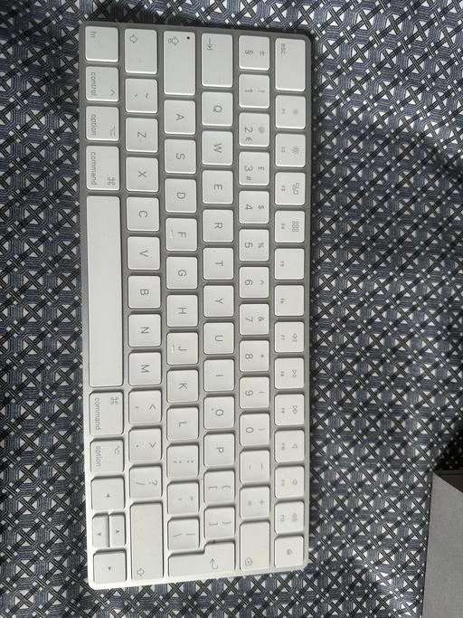 Buy & Sell Bailiff Bridge Calderdale - Photos for Apple Magic Keyboard