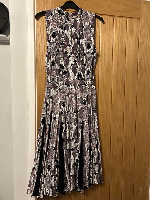 Buy & Sell Norbury South West London - Photos for Dress
