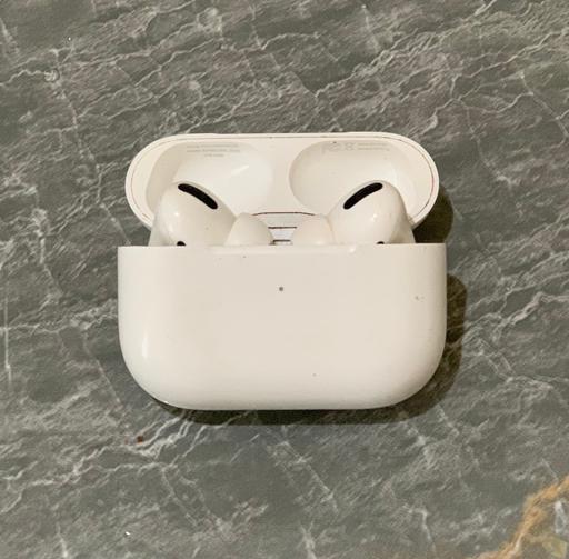 Buy & Sell Tulse Hill South East London - Photos for Good Condition Apple AirPods Pro 1st Gen
