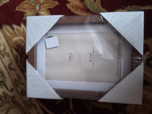 Buy & Sell Ettingshall Park Wolverhampton - Photos for New Set of 3 M&S photo frames