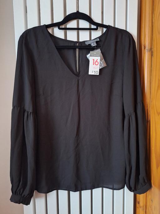 Buy & Sell Ettingshall Park Wolverhampton - Photos for New Size 16 Black Blouse