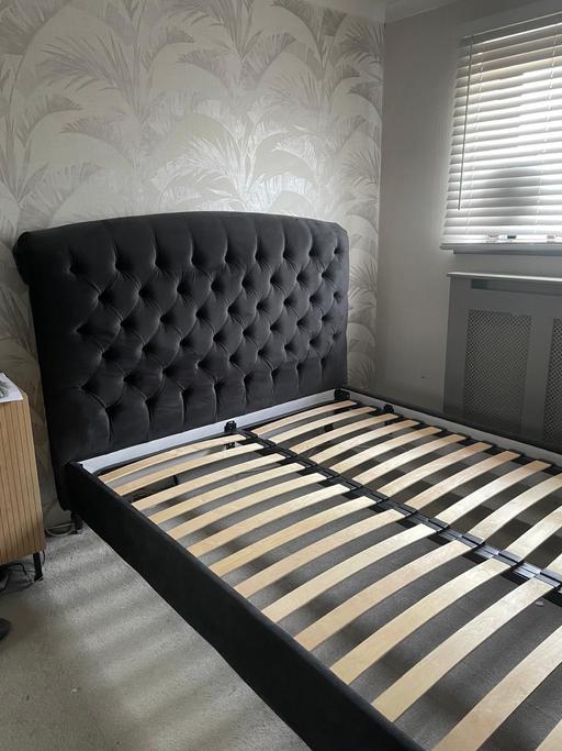 Buy & Sell Flush Kirklees - Photos for Velvet Grey Luxury King Sized Bed