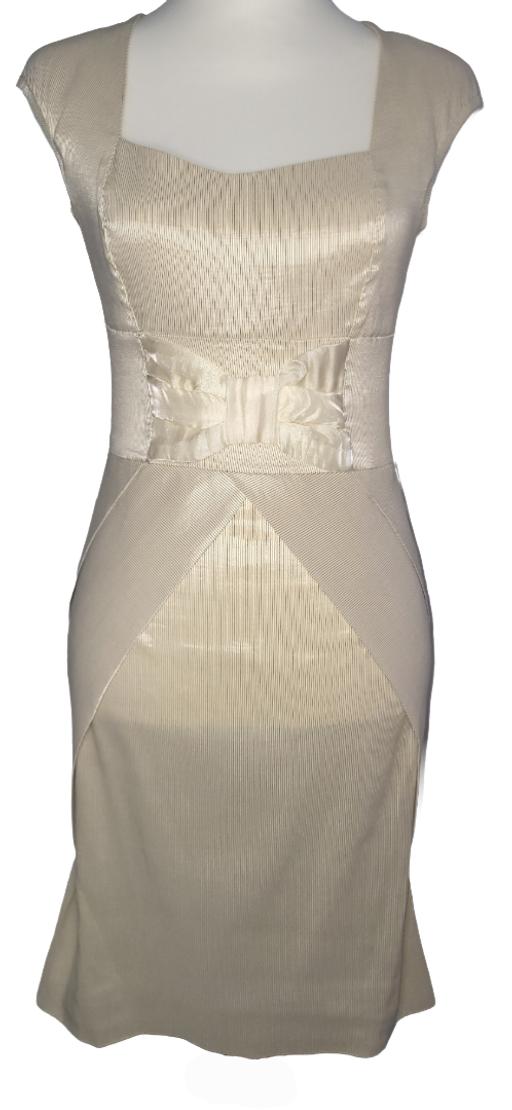 Buy & Sell - Photos for Beautiful cream pattern dress