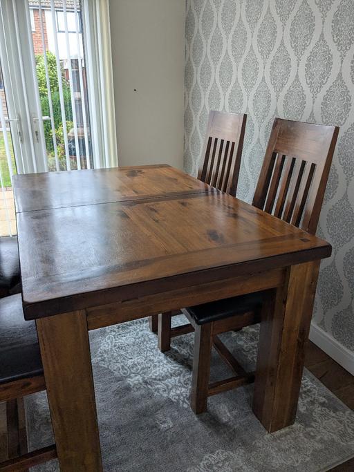 Buy & Sell Willenhall Walsall - Photos for Table and chairs