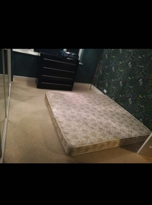 Buy & Sell Moxley Walsall - Photos for SUPER KINGSIZE BED/ MATTRESS