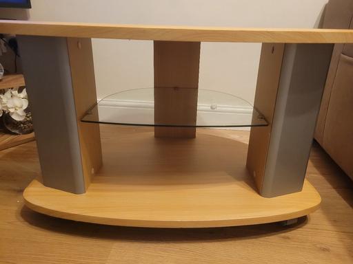 Buy & Sell Buckland End Birmingham - Photos for Tv corner table