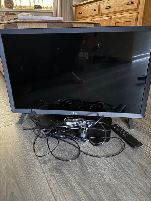 Buy & Sell Weoley Castle Birmingham - Photos for LG 25 inch smart TV with remote control