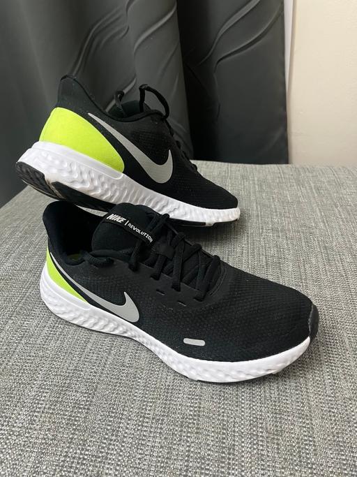 Buy & Sell Old Ford East London - Photos for Black Nike Trainers