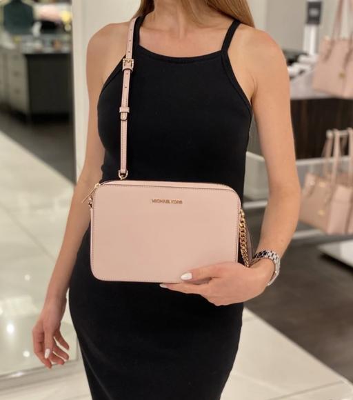Buy & Sell Barking Barking and Dagenham - Photos for Michael Kors Jetset Saffiano Leather Handbag