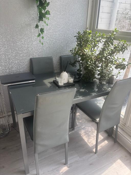 Buy & Sell Cowley Hillingdon - Photos for Table and chairs