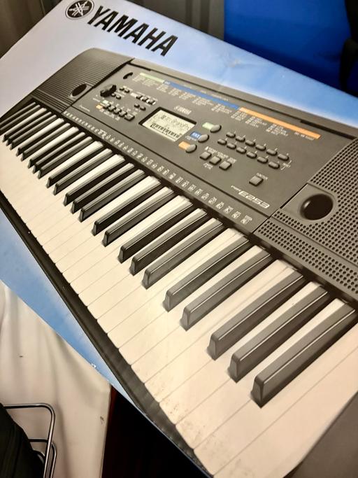 Buy & Sell Catshill Bromsgrove - Photos for Yamaha Electric Keyboard