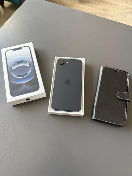 Buy & Sell Dudley Port Sandwell - Photos for iPhone 16e 128gb UNLOCKED