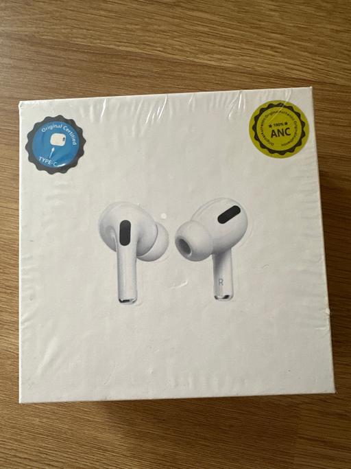 Buy & Sell Calder Grove Wakefield - Photos for ear pods