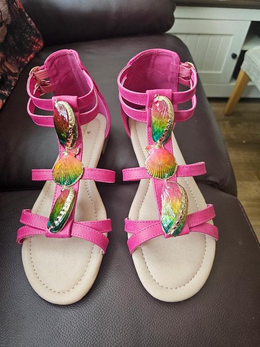 Buy & Sell Pensnett Dudley - Photos for JOE BROWNS SANDALS SIZE 6...
