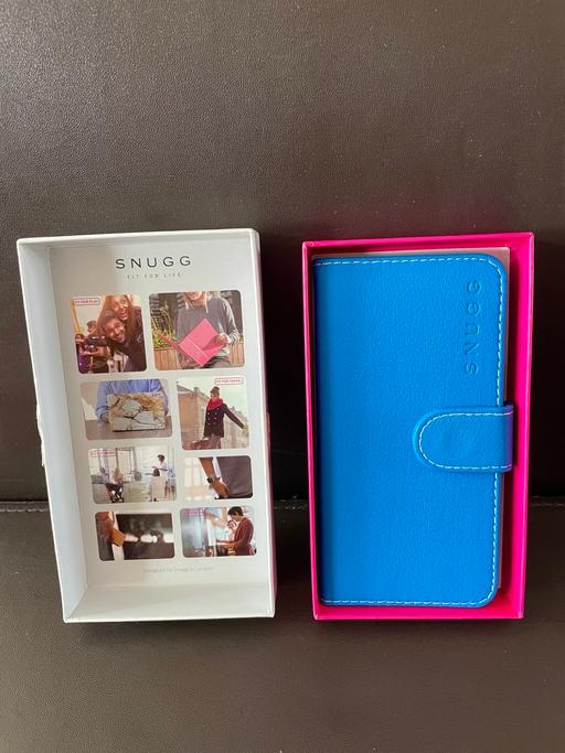 Buy & Sell Bradmore Wolverhampton - Photos for Brand new iPhone blue case