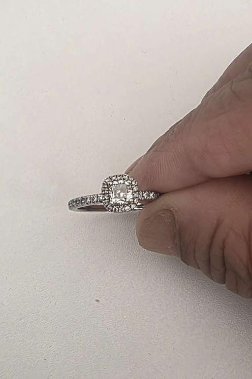 Buy & Sell Clapham South West London - Photos for Beatrice Lab Diamond Ring - Size O