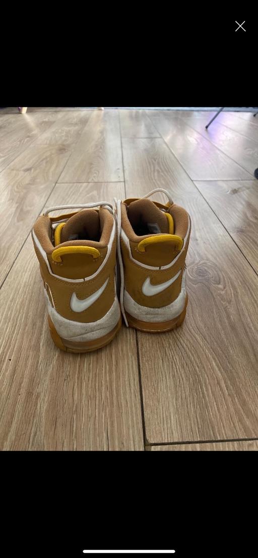 Buy & Sell Radcliffe Bury - Photos for Nike womens trainers