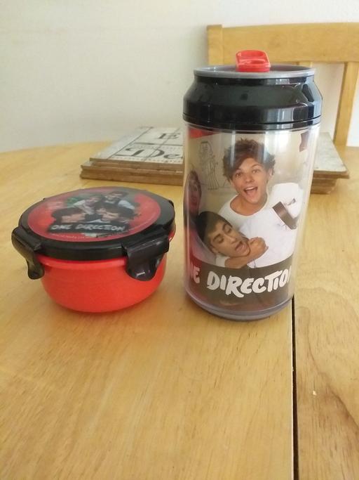 Buy & Sell Birkenhead Wirral - Photos for Brand new One direction lunchbox and flask