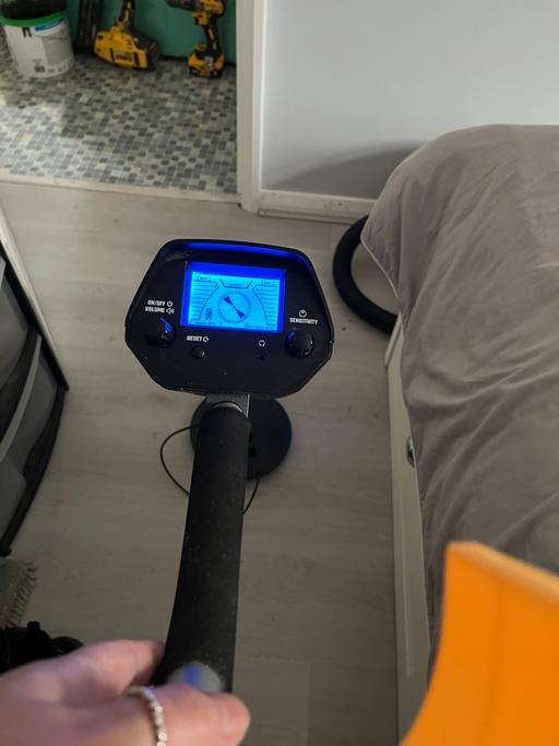 Buy & Sell Toronto County Durham - Photos for Metal detector