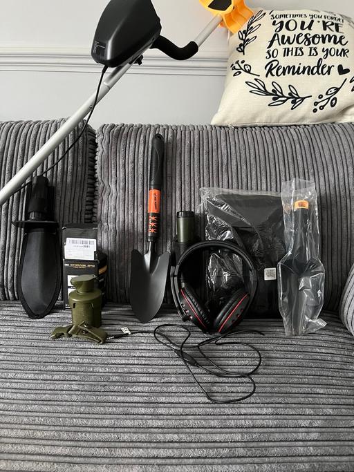 Buy & Sell Crook County Durham - Photos for Lots of mixed accessories for metal detecting