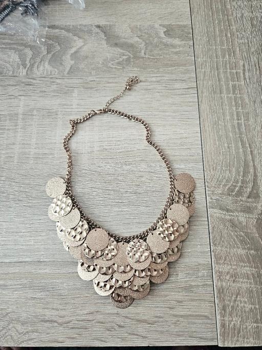 Buy & Sell Newton Doncaster - Photos for Coin style necklace..NEW