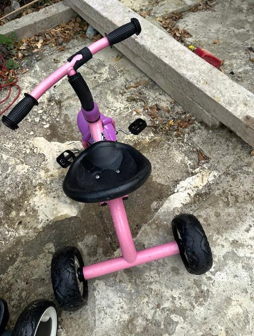 Buy & Sell Beddington Sutton - Photos for Kids Bike Tricycle Pink