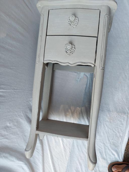 Buy & Sell Wexham Slough - Photos for Bed side table drawer