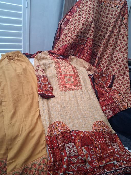 Buy & Sell Ilford Redbridge - Photos for 3 piece cotton suit size M.