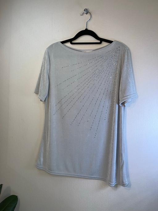Buy & Sell Cross Green Leeds - Photos for Silver Shimmer Embellished Top UK 8–14 👚