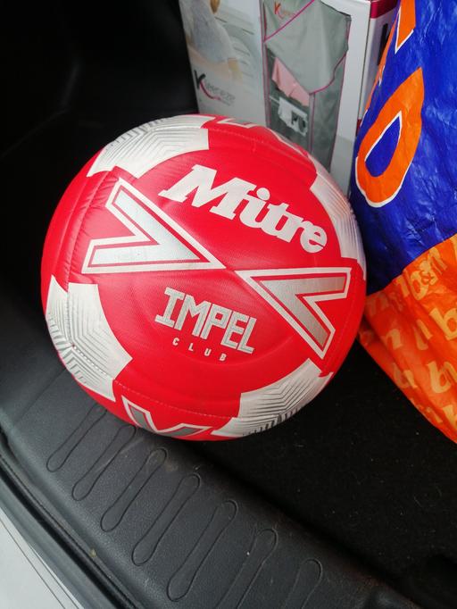 Buy & Sell Dudley Town Centre Dudley - Photos for mitre impel club size 5