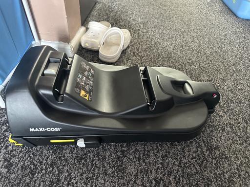 Buy & Sell Wyther Park Industrial Estate Leeds - Photos for MaxI Cosi Cabrofix ISOFIX
