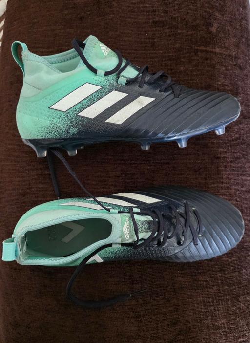 Buy & Sell Bethnal Green East London - Photos for Adidas Football Boots