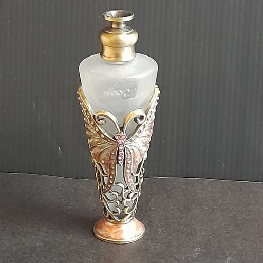 Buy & Sell Walton-Le-Dale South Ribble - Photos for PERFUME BOTTLE 🦋