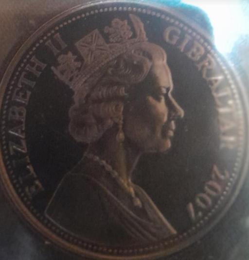 Buy & Sell Holme Wood Bradford - Photos for SILVER CROWN 1OZ COIN 2007