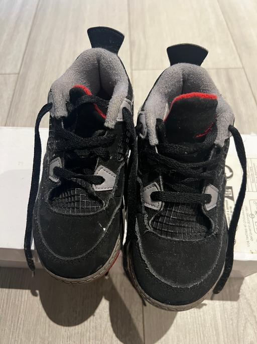 Buy & Sell Crews Hill North London - Photos for Classic Black/grey/red Jordan 4s retro bred