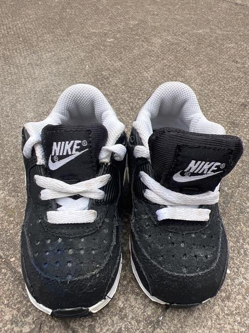 Buy & Sell West Bromwich Sandwell - Photos for Nike max go trainers
