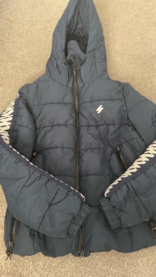 Buy & Sell Hookwood Mole Valley - Photos for Puffer jacket
