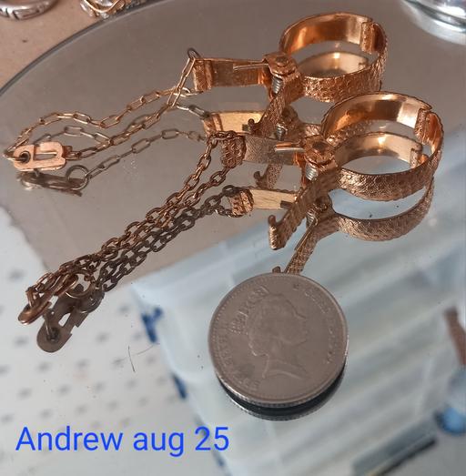 Buy & Sell Thatto Heath Saint Helens - Photos for Vintage gold plated glove clips