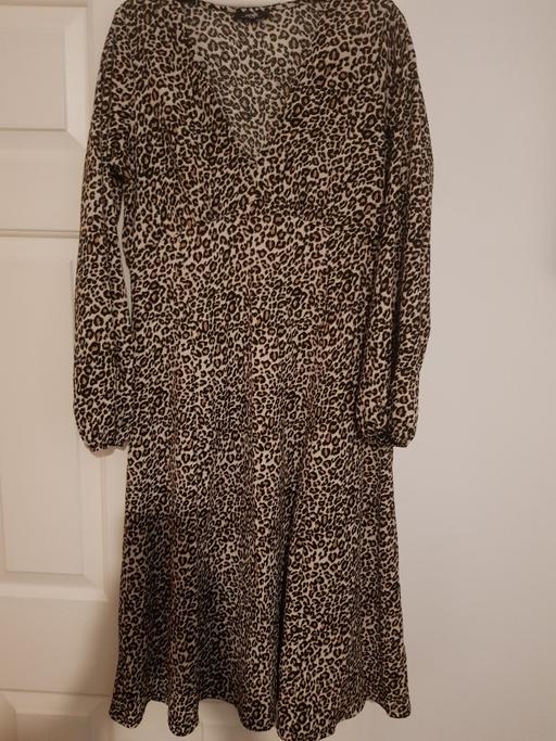 Buy & Sell Oxley Wolverhampton - Photos for Wallis leopard print midi dress