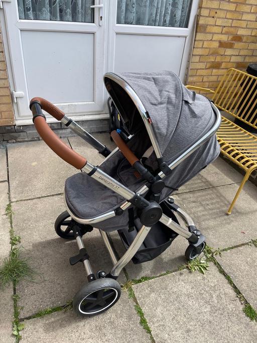 Buy & Sell Hall Green Birmingham - Photos for 2 in 1 travel system with car seat Panorama
