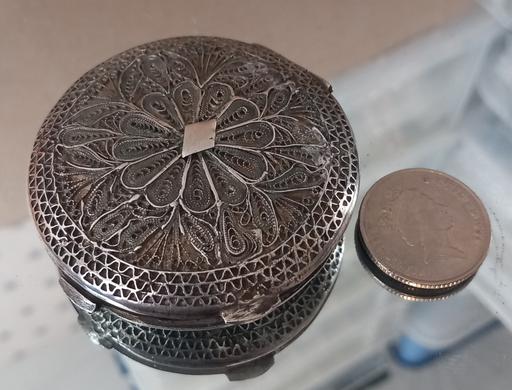 Buy & Sell Thatto Heath Saint Helens - Photos for Antique asian silver filigree compact mirror