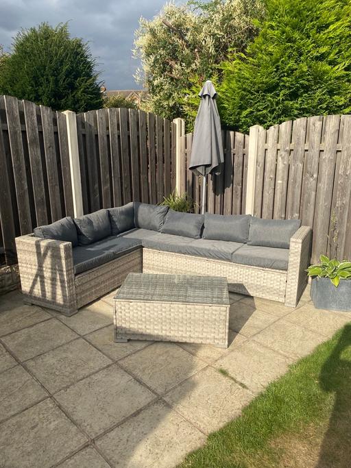 Buy & Sell Woodhouse Mill Rotherham - Photos for Grey 6 seater rattan sofa with table