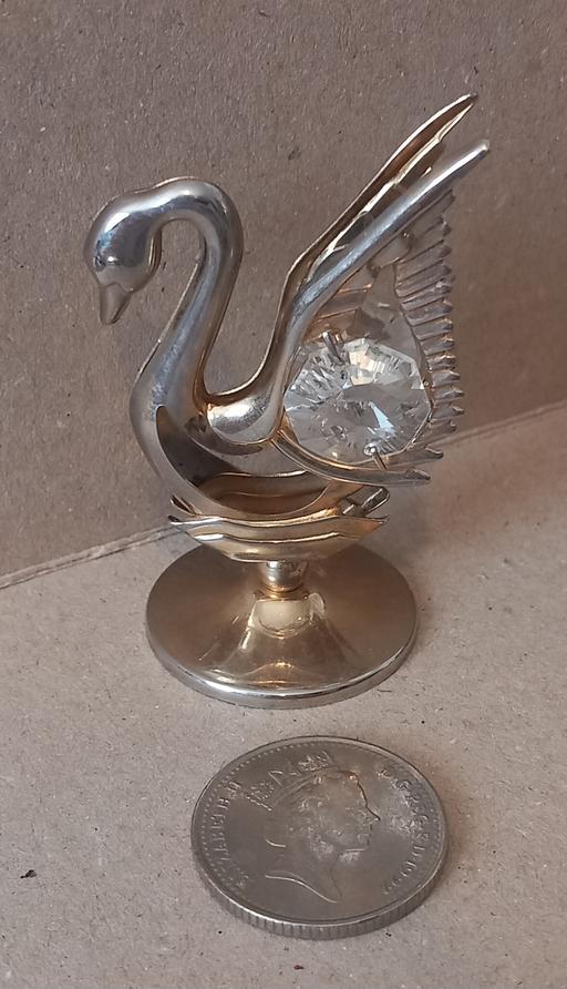 Buy & Sell Thatto Heath Saint Helens - Photos for Gold plated crystal Swan figure sculpture