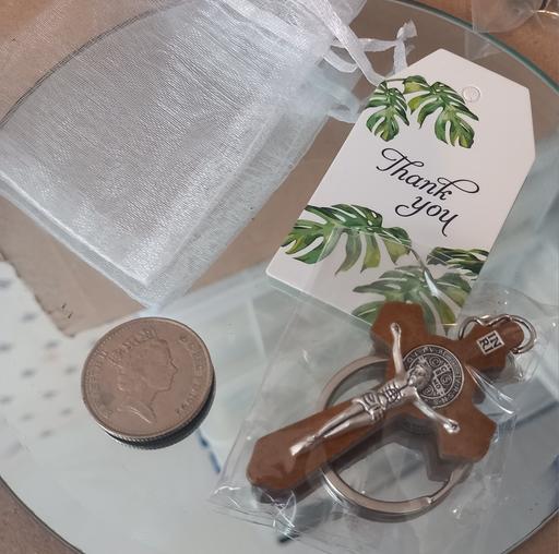 Buy & Sell Thatto Heath Saint Helens - Photos for Religious jesus crucifix keyrings