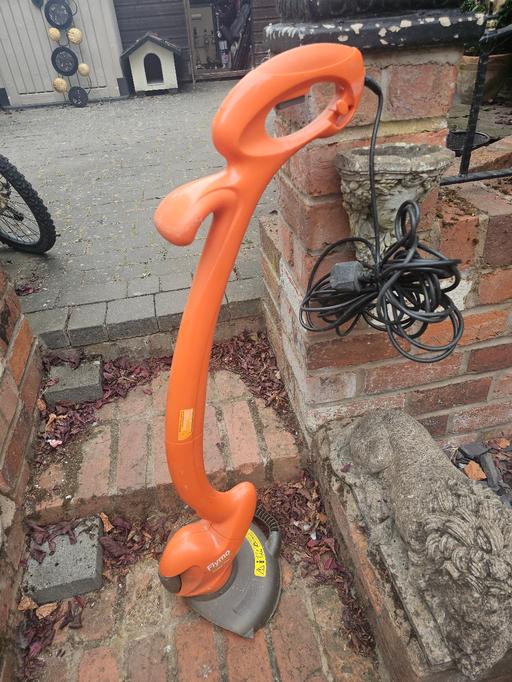 Buy & Sell Pensnett Dudley - Photos for FLYMO POWER TRIM STRIMMER