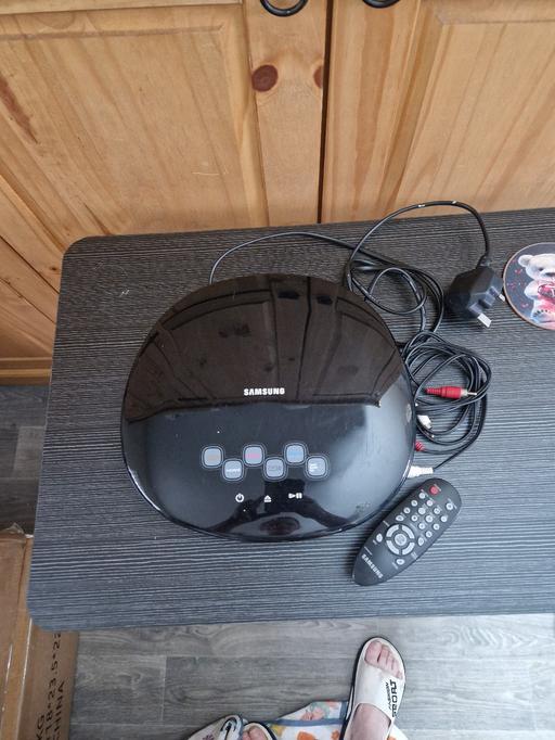 Buy & Sell Grenoside Sheffield - Photos for samsung did player with remote and cable