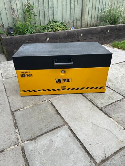 Vehicles Tingley Leeds - Photos for Van Vault Mobi