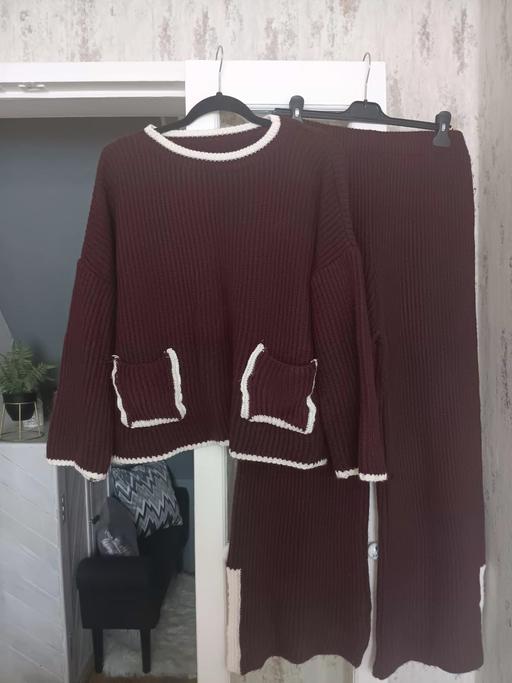 Buy & Sell Hornchurch Havering - Photos for one size 2 piece knitted suit